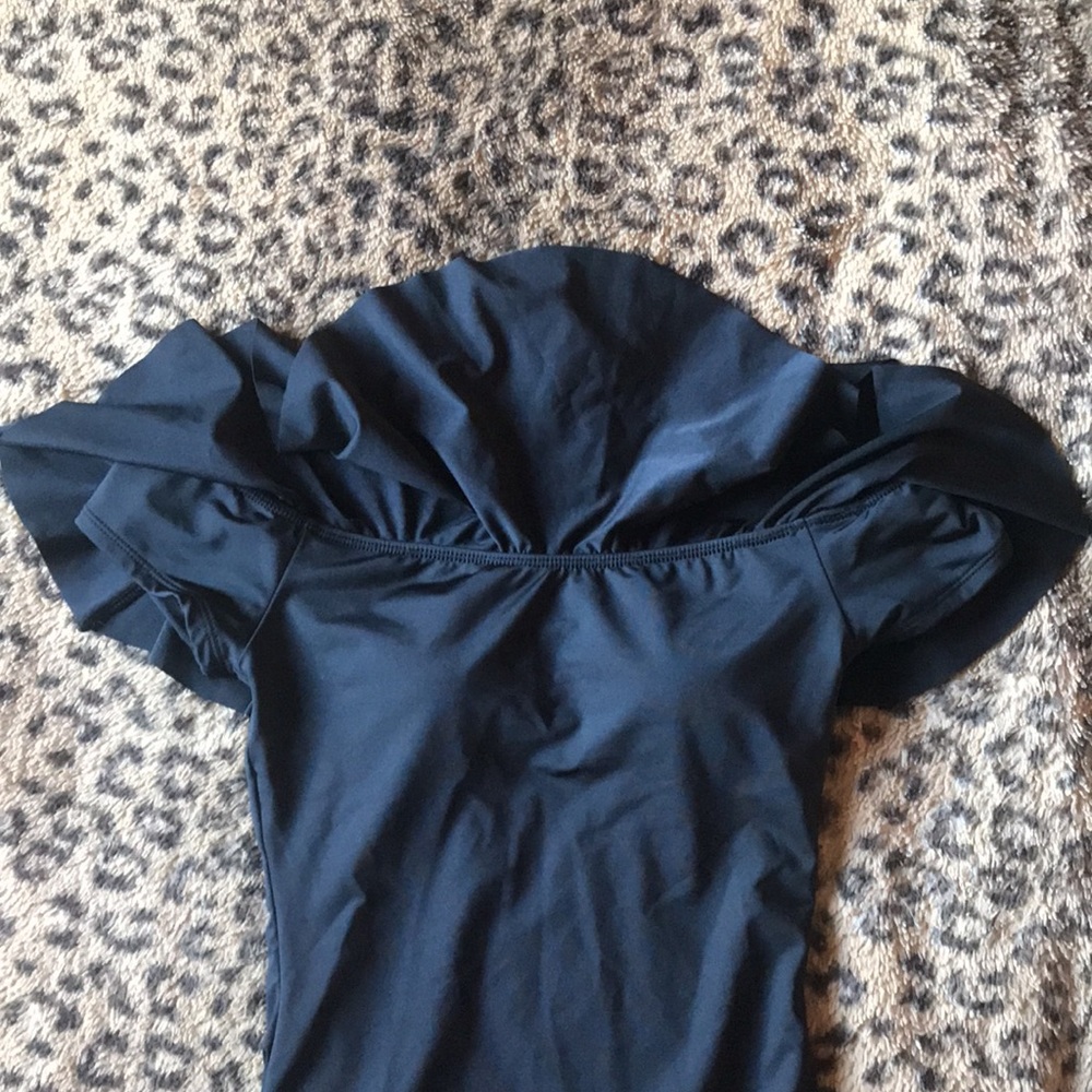NWOT | Trina Turk Monaco Off The Shoulder Ruffle One Piece Swimsuit Size 2 - Picture 5 of 11